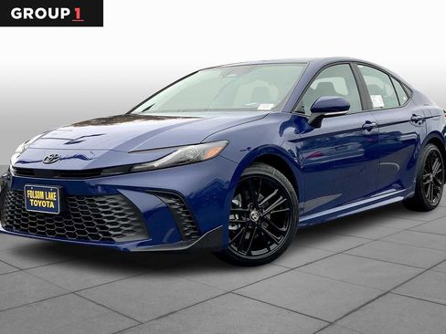 New 2026 Toyota Camry SE image 1