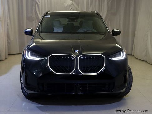 Used 2026 BMW X3 xDrive30i AWD/4WD image 2