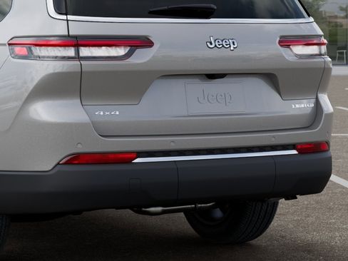 New 2026 Jeep Grand Cherokee L Limited AWD/4WD image 39