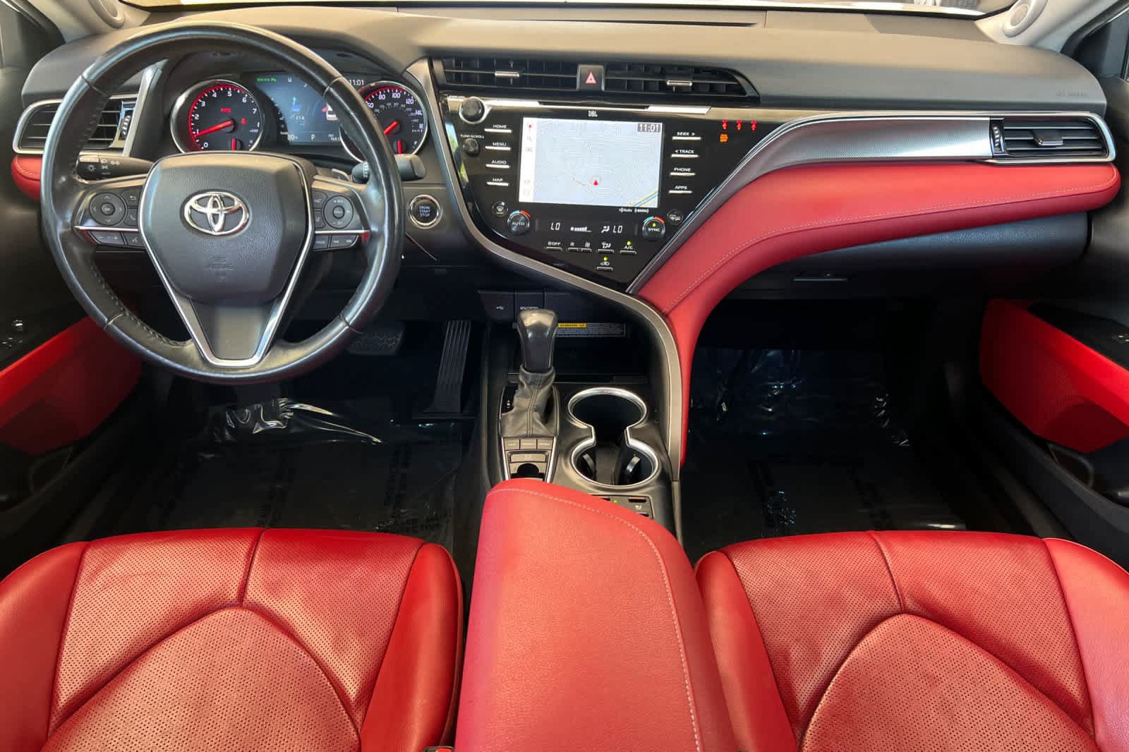 Used 2020 Toyota Camry XSE w/ Driver Assist Package FWD image 3