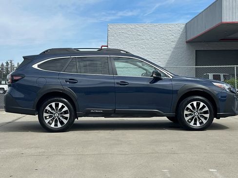 Used 2024 Subaru Outback Limited image 2