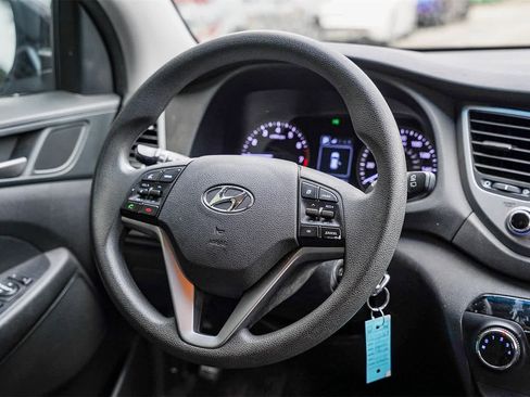 Used 2018 Hyundai Tucson SE image 15
