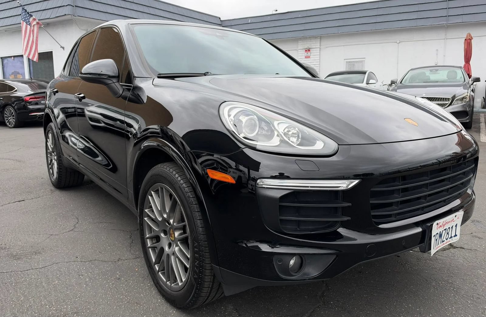 Used 2017 Porsche Cayenne AWD/4WD image 8