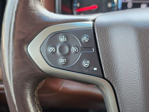 Used 2018 Chevrolet Silverado 1500 High Country AWD/4WD image 29