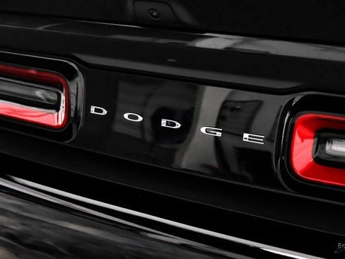 Used 2022 Dodge Challenger SRT Hellcat image 30