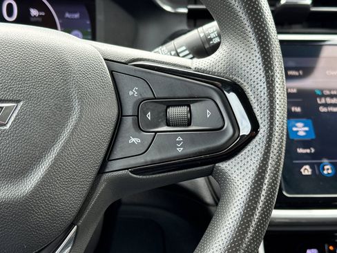 Used 2022 Chevrolet Bolt EUV LT image 28