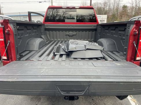 Used 2025 Chevrolet Silverado 2500 LTZ w/ LTZ Premium Package image 25