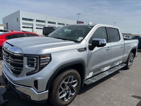 Certified 2022 GMC Sierra 1500 SLT w/ SLT Premium Plus Package AWD/4WD image 1