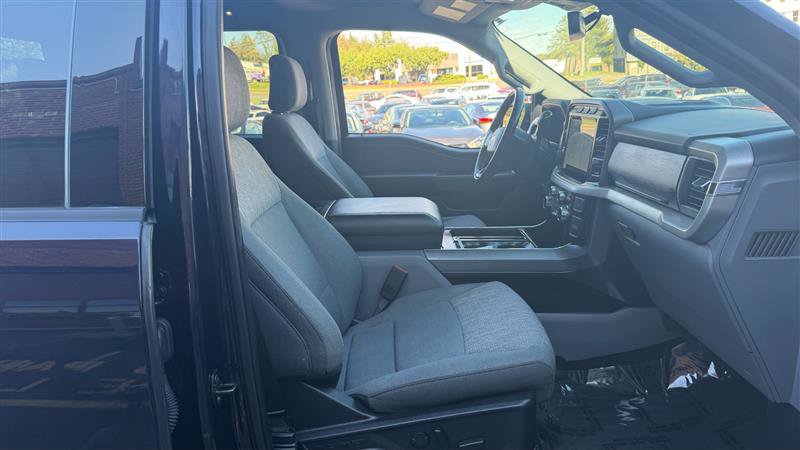 Used 2022 Ford F150 XLT w/ Equipment Group 302A High AWD/4WD image 6