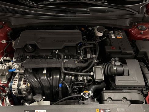 Certified 2026 Hyundai Elantra SE FWD image 13