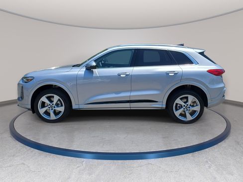 New 2026 Audi Q5 Premium Plus AWD/4WD image 8