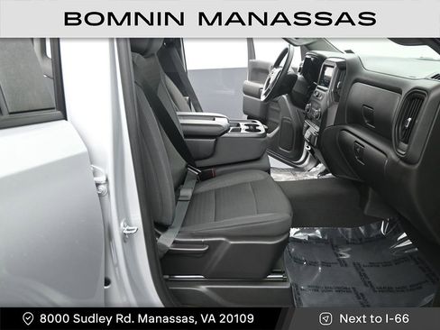 Used 2022 Chevrolet Silverado 1500 Custom image 10