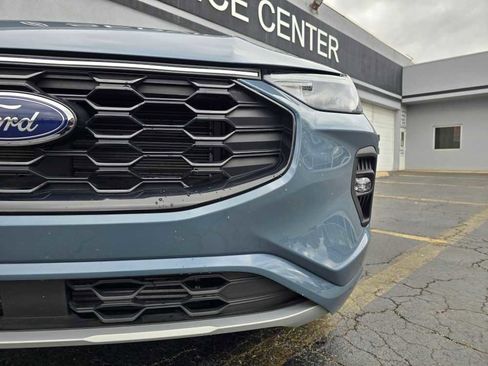 Used 2023 Ford Escape ST-Line Select image 3