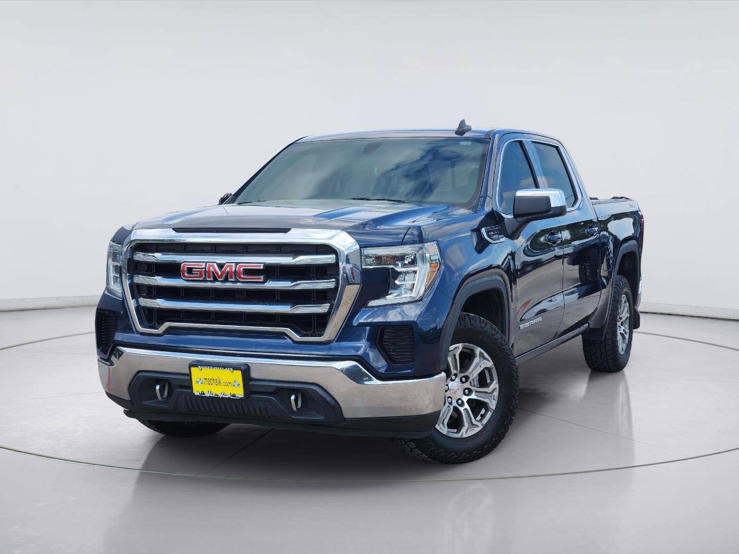 Certified 2020 GMC Sierra 1500 SLE w/ SLE Value Package AWD/4WD image 1