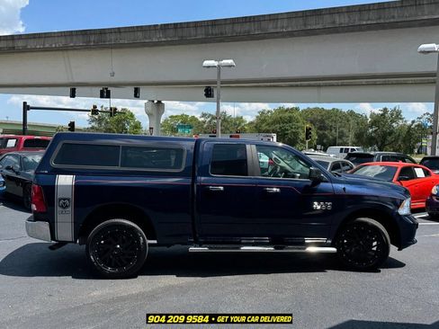 Used 2016 RAM 1500 Classic SLT AWD/4WD image 10