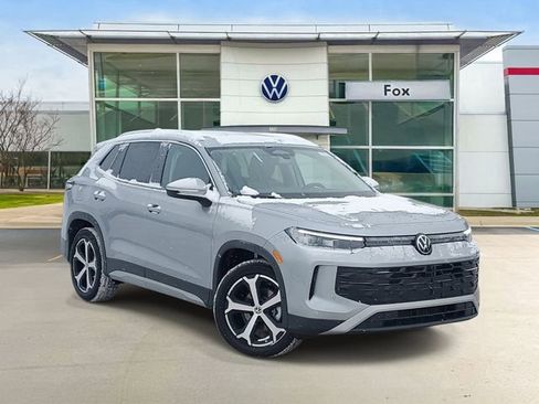 New 2026 Volkswagen Tiguan SE image 1