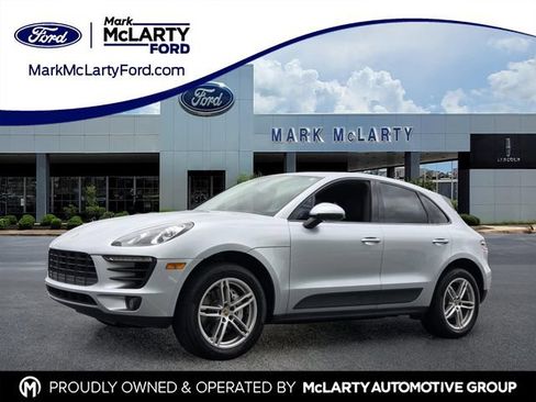 Used 2017 Porsche Macan S AWD/4WD image 1
