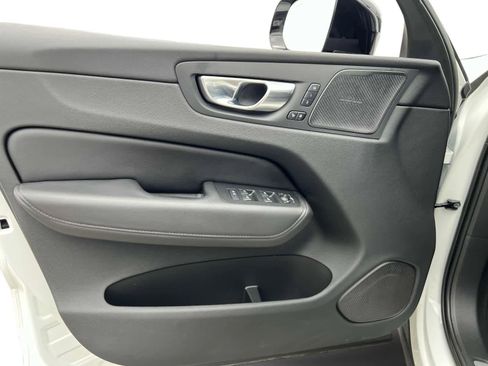 Used 2023 Volvo XC60 B5 Plus w/ Climate Package image 17