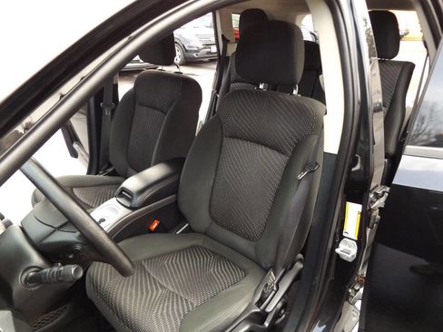 Used 2012 Dodge Journey SXT image 14