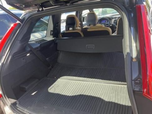 Used 2024 Volvo XC90 T8 Ultimate w/ Protection Package Premier AWD/4WD image 4