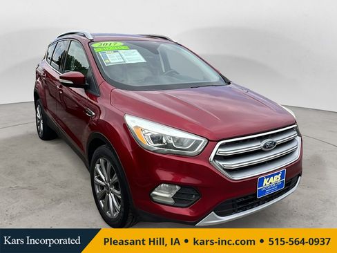Used 2017 Ford Escape Titanium FWD image 1