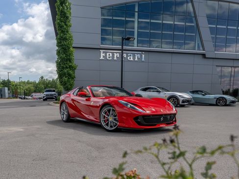 Certified 2022 Ferrari 812 GTS RWD image 44