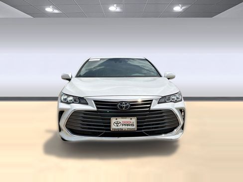 Used 2022 Toyota Avalon XLE FWD image 6