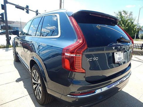 Certified 2025 Volvo XC90 B6 Plus image 10