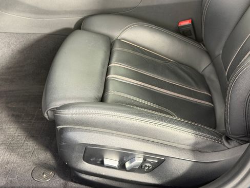Used 2018 BMW 540i RWD image 14