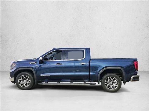 Used 2023 GMC Sierra 1500 SLT RWD image 9