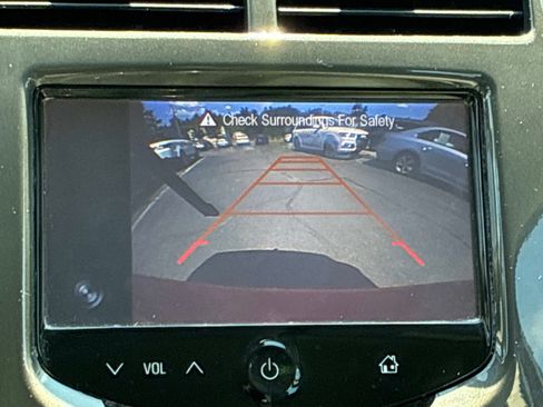 Used 2015 Chevrolet Sonic LTZ FWD image 31