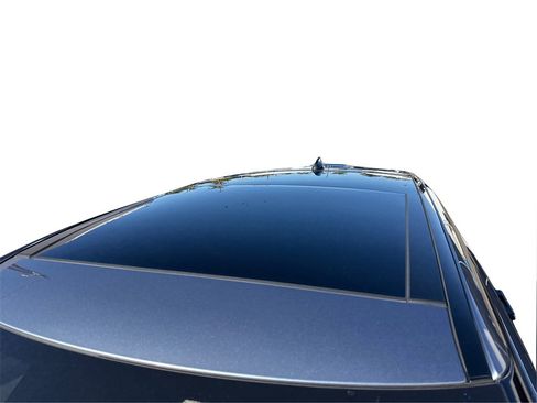 Used 2021 Land Rover Range Rover Velar R-Dynamic S image 12