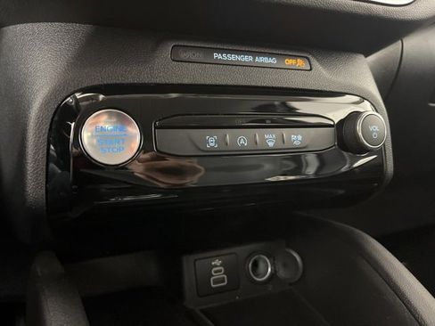 Used 2025 Ford Escape Platinum image 15