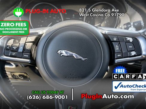 Used 2018 Jaguar XE S RWD image 19