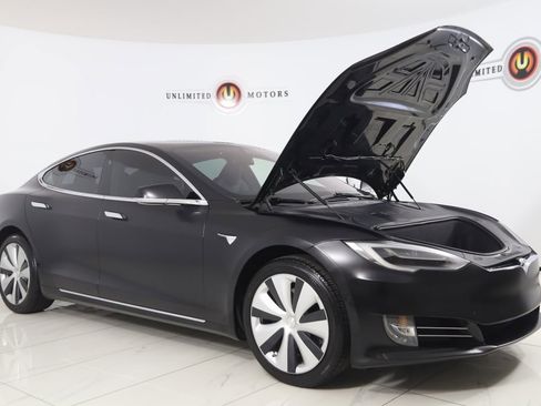 Used 2021 Tesla Model S Long Range Plus image 24