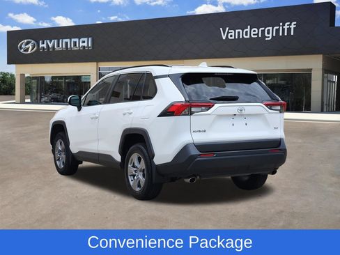 Used 2024 Toyota RAV4 XLE w/ Convenience Package FWD image 3