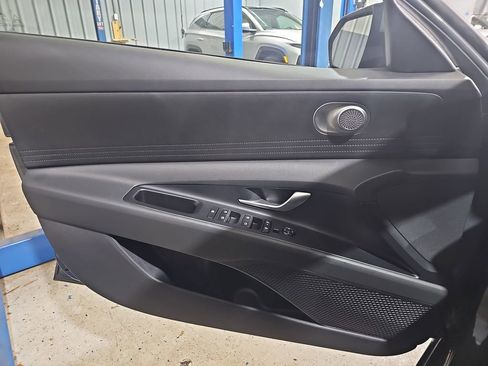 New 2026 Hyundai Elantra Blue image 28