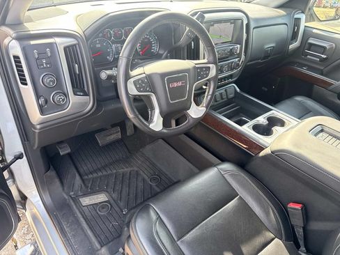 Used 2018 GMC Sierra 1500 SLT AWD/4WD image 24