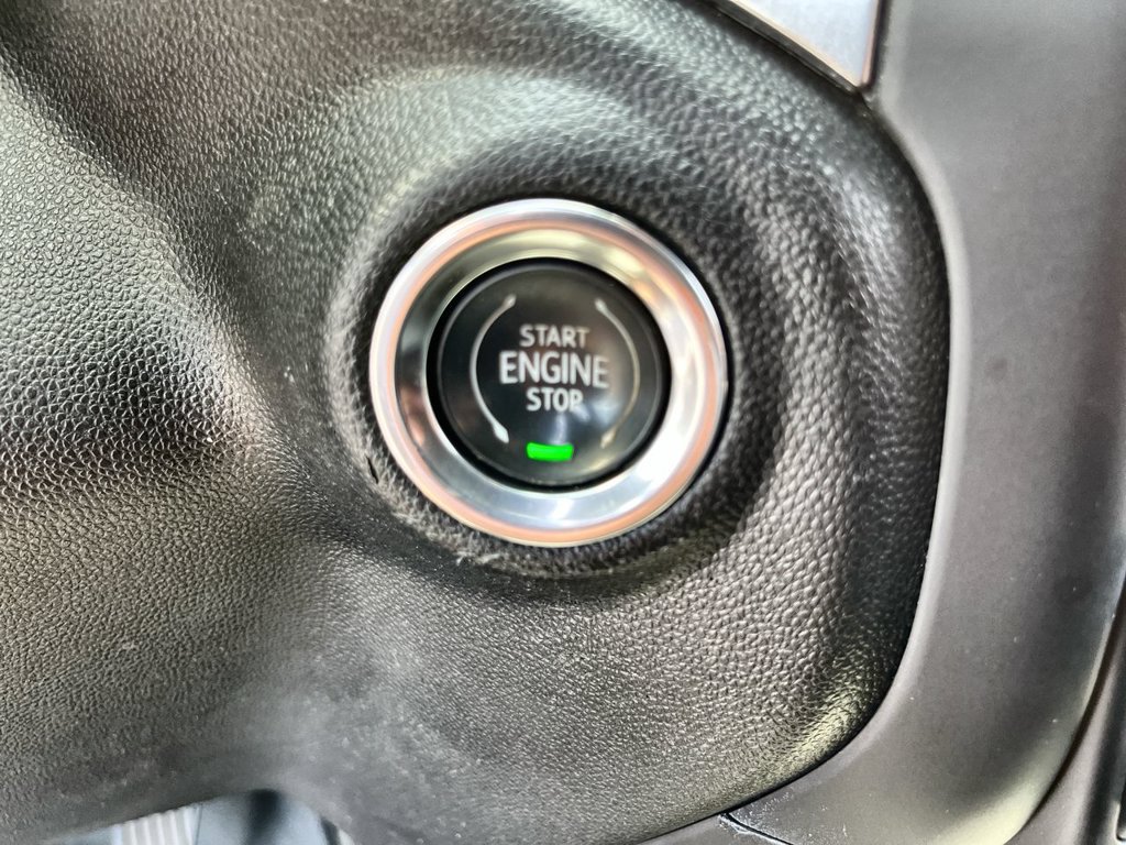 Certified 2021 Chevrolet Silverado 1500 RST AWD/4WD image 16