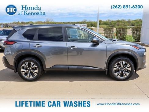 Used 2023 Nissan Rogue SV AWD/4WD image 6