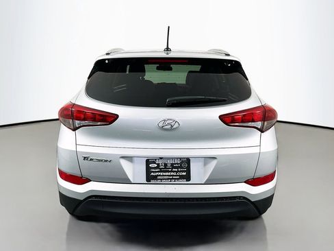 Used 2017 Hyundai Tucson SE image 6