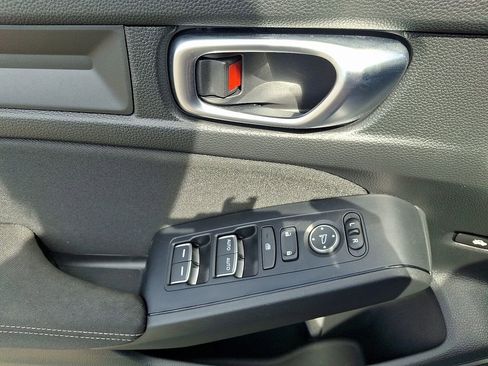 Used 2025 Honda Civic Sport image 12