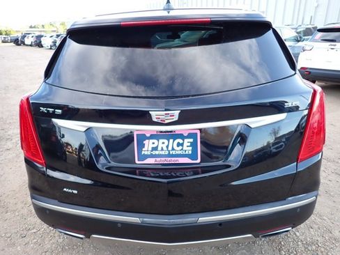 Used 2017 Cadillac XT5 Platinum w/ Driver Assist Package image 3