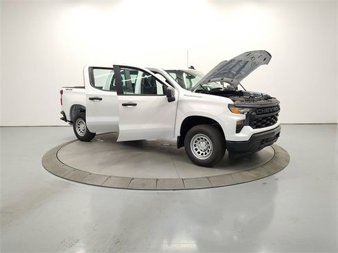 New 2026 Chevrolet Silverado 1500 W/T image 9