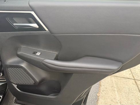 Used 2024 Mitsubishi Outlander SE AWD/4WD image 26