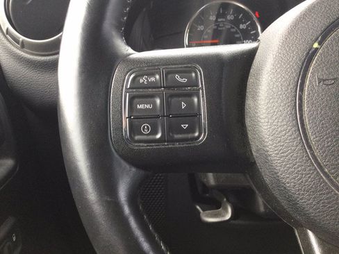 Used 2016 Jeep Wrangler Sport AWD/4WD image 22