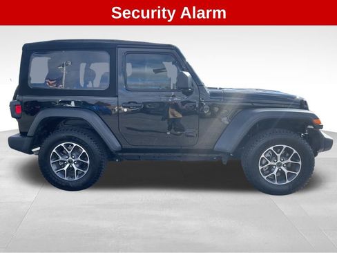 Used 2024 Jeep Wrangler Sport S image 7