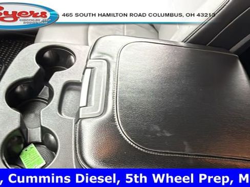 Used 2024 RAM 2500 Tradesman w/ Chrome Appearance Group image 24