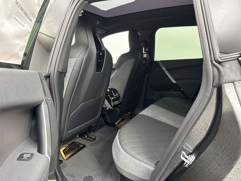 New 2026 BMW iX xDrive45 w/ M Sport Package image 29