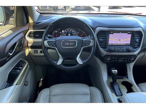 Used 2019 GMC Acadia Denali w/ Technology Package image 5